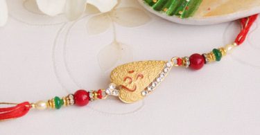 Gladden Your Bhaiya and Bhabhi by Sending Amazing Rakhi Gifts to UK!