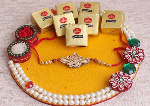 Trendy Rakhi with Rakhi Pooja Thali