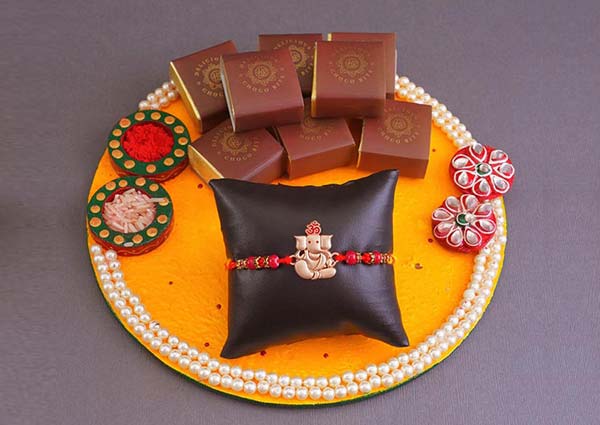 Pooja thalis