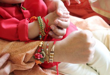 How to celebrate Raksha Bandhan outdoors