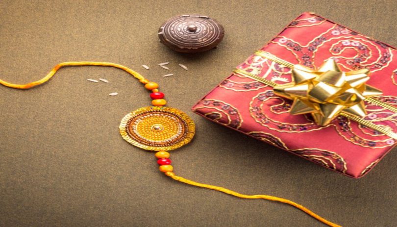 Raksha Bandhan return gifts for sisters under 699